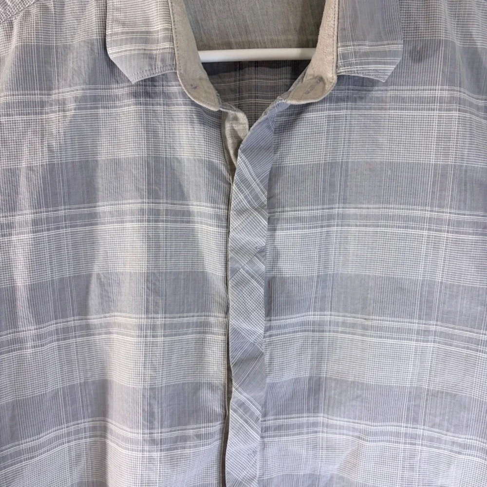 7 Diamonds Mens Grey White Plaid Preppy Button Down Shirt‎ Size M Summer Vibes